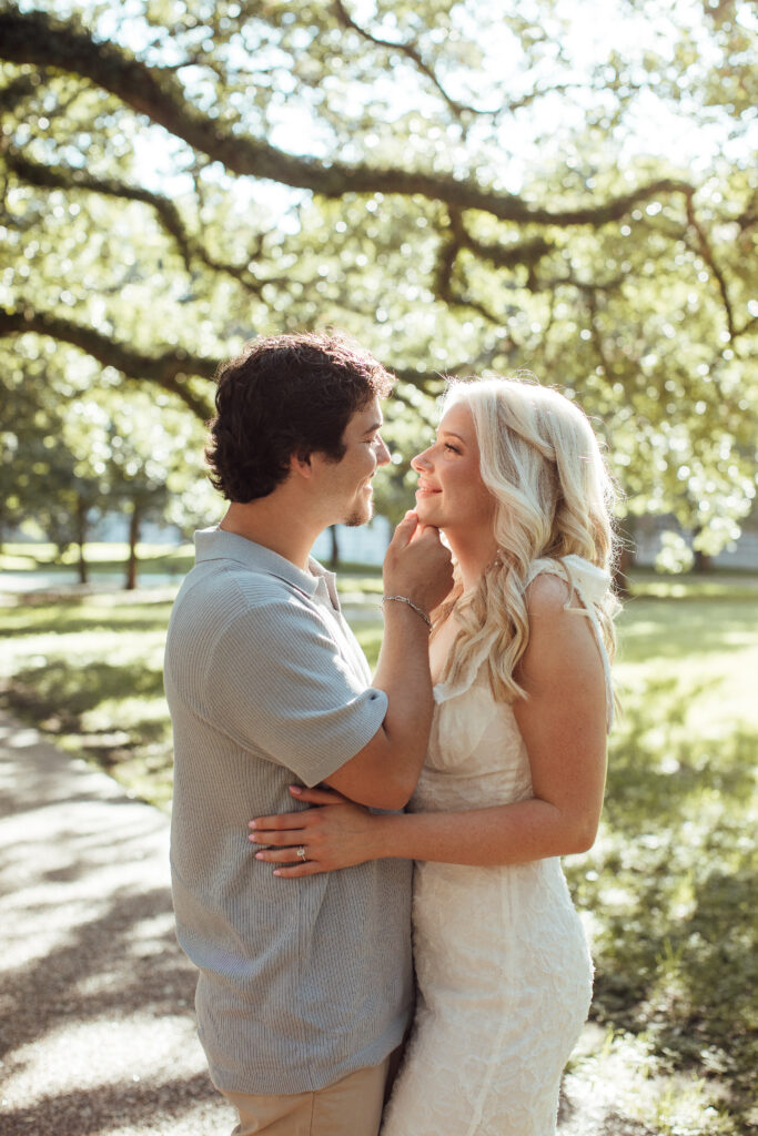 Natural poses for couples