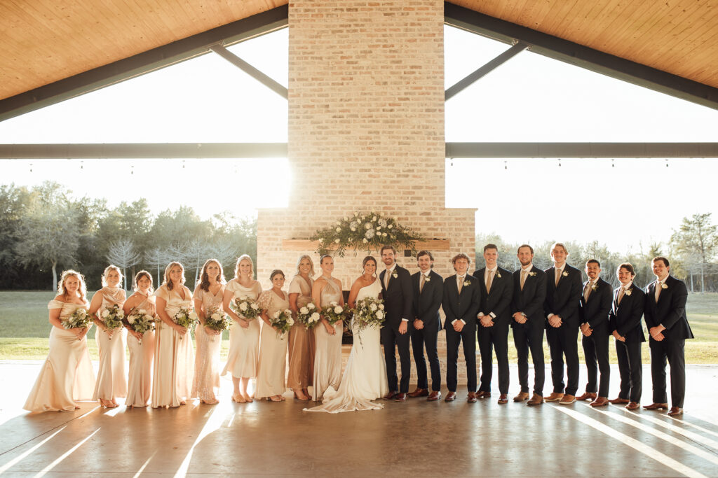 Bridal party arrangement of group shot